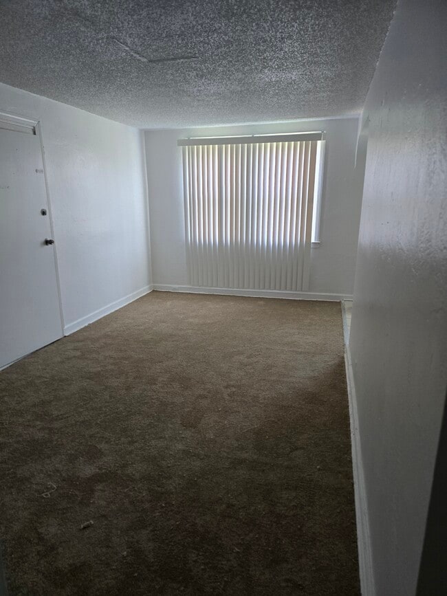386 E Upsal St, Unit 386 upsal street