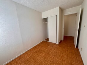 8522 MacArthur Blvd, Unit A in Oakland, CA - Foto de edificio - Building Photo
