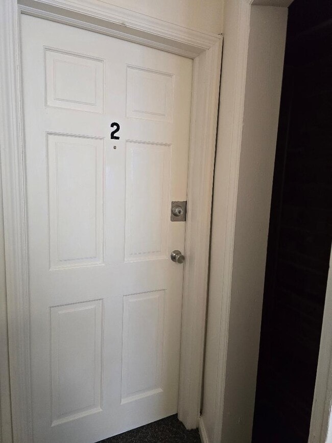 834 Lane Blvd, Unit 834 Lane Blvd. #2