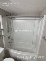 1662 E Swan Cir in St. Louis, MO - Building Photo