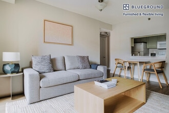 2140 L St NW in Washington, DC - Building Photo - Building Photo