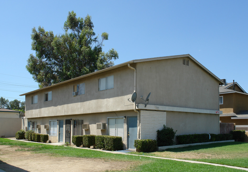 562 Penrose Dr in Corona, CA - Building Photo