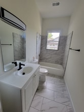 306 E Florida St in Clinton, SC - Building Photo - Building Photo