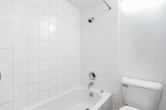 Emerald Terrace Apartments in Vancouver, BC - Building Photo - Building Photo