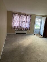50 Neillian St in Bedford, MA - Building Photo - Building Photo