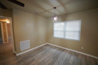 926 Apache St in Tallahassee, FL - Building Photo - Building Photo