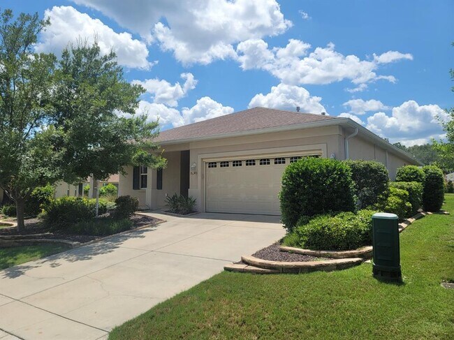 8245 SW 78th Terrace Rd in Ocala, FL - Building Photo - Building Photo
