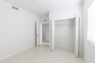 Nueva Aventura in Hialeah, FL - Building Photo - Interior Photo