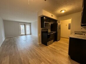 226 Yager Ave in La Grange, KY - Building Photo - Building Photo