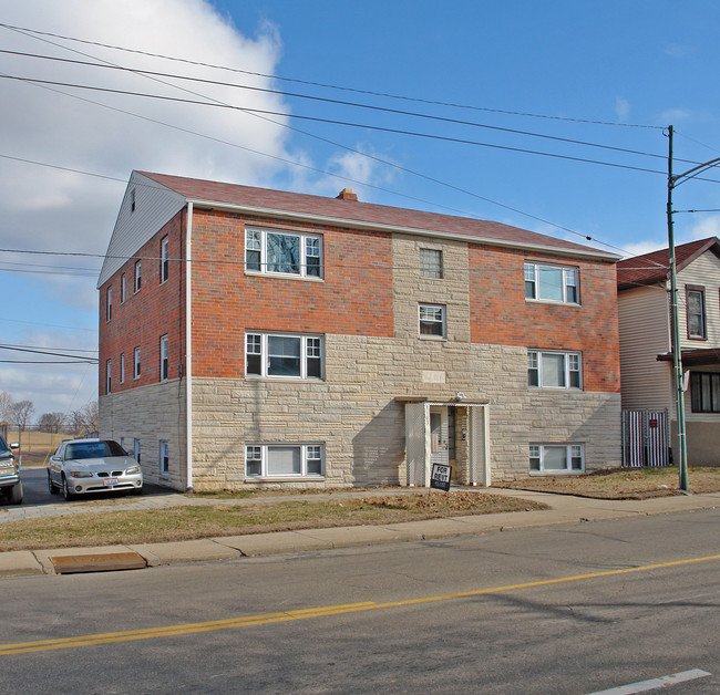 1702 Wyoming St in Dayton, OH - Building Photo - Building Photo