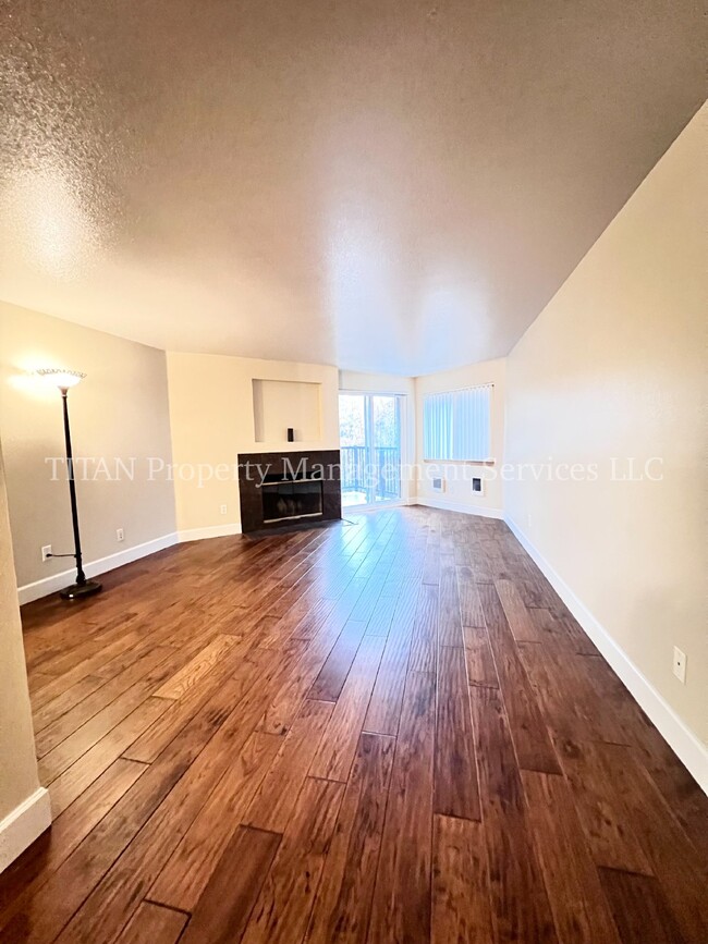 8720 SW Tualatin Rd in Tualatin, OR - Building Photo - Building Photo