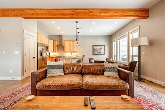 312 Mountain Willow Dr in Fraser, CO - Building Photo - Building Photo