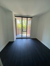 2470 N Lincoln Ave, Unit 821 in Chicago, IL - Building Photo - Building Photo