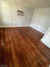 361 Prospect St in Perth Amboy, NJ - Foto de edificio - Building Photo