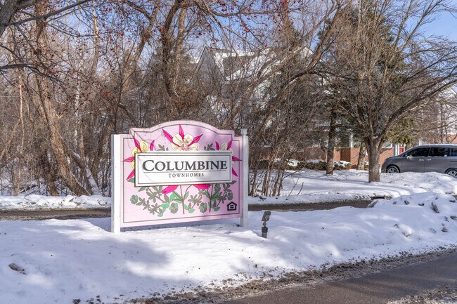 Columbine Townhomes in Eden Prairie, MN - Building Photo - Building Photo