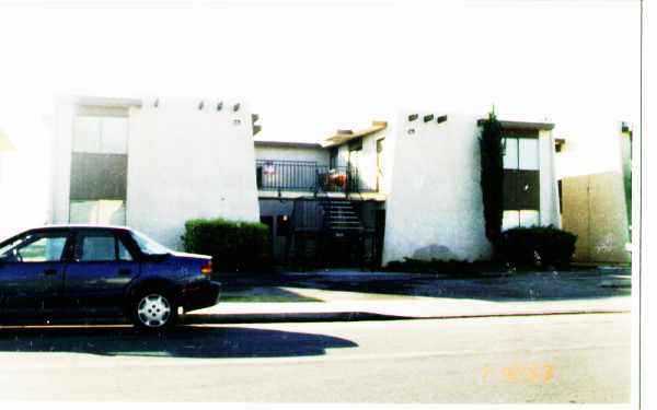 Sierra Baja in Las Vegas, NV - Building Photo - Building Photo