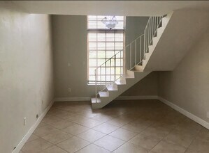 42 Navarre Ave in Coral Gables, FL - Building Photo - Building Photo