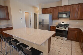 2917 Aspen Club Ave in North Las Vegas, NV - Building Photo - Building Photo