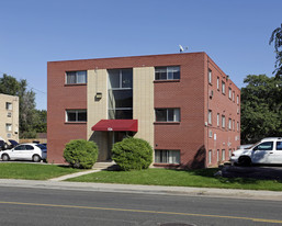 526 Dayton St Apartments