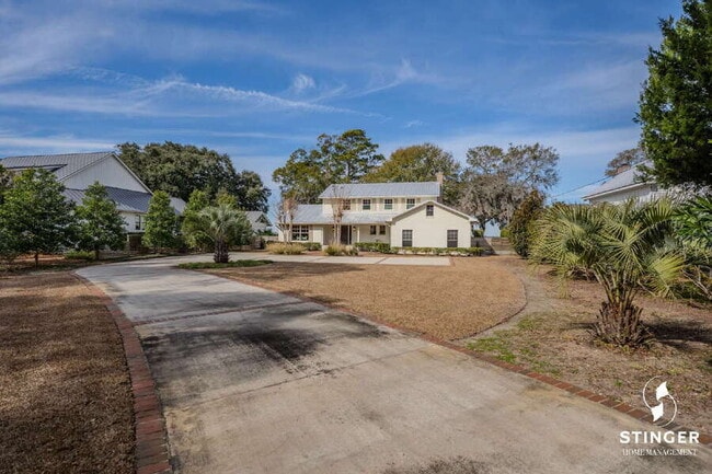 73 Sunset Blvd in Beaufort, SC - Building Photo - Building Photo