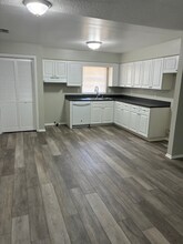804 64th Ave E in Bradenton, FL - Building Photo - Building Photo