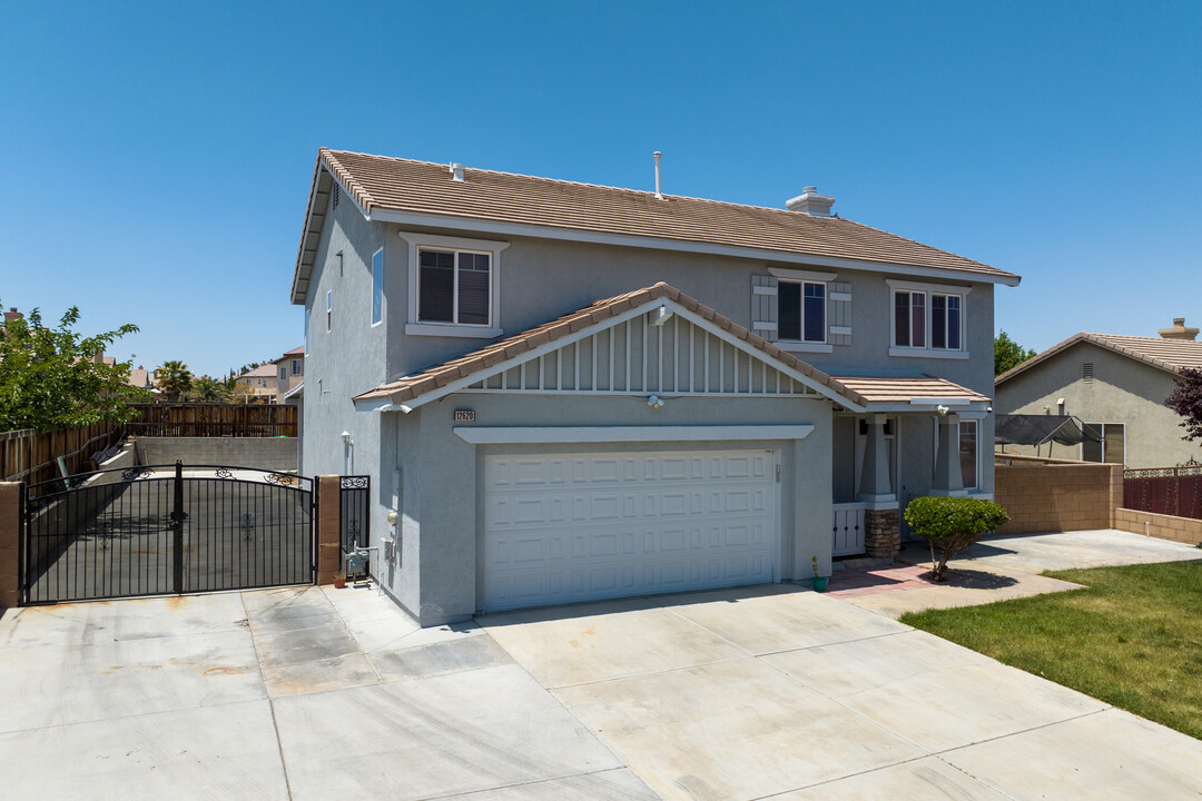 12644 Meadow St in Victorville, CA - Building Photo