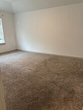 1715 Plantation Pl in Baytown, TX - Building Photo - Building Photo