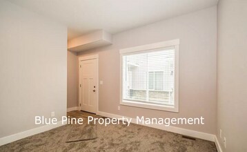 710 S Saturn Ave in Idaho Falls, ID - Building Photo - Building Photo