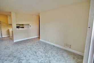 1305 Webster St in Alameda, CA - Building Photo - Building Photo