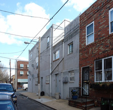 1024-1026 Wharton St in Philadelphia, PA - Building Photo - Building Photo