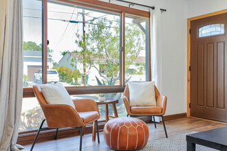 4407 Dakota Dr in San Diego, CA - Building Photo - Building Photo