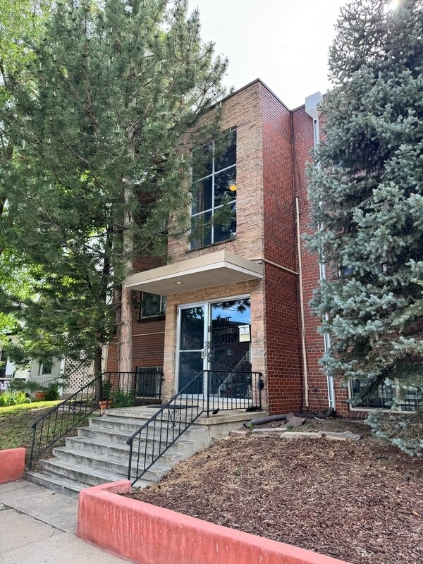 1 S Pennsylvania St in Denver, CO - Building Photo - Building Photo