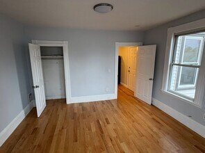 21 Symonds St, Unit 21-2 Symonds St #2, Salem in Salem, MA - Building Photo - Building Photo