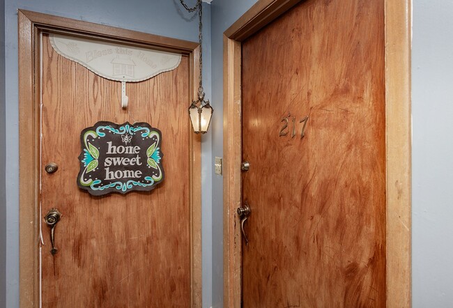 217 Loomis Ave in Des Moines, IA - Building Photo - Building Photo