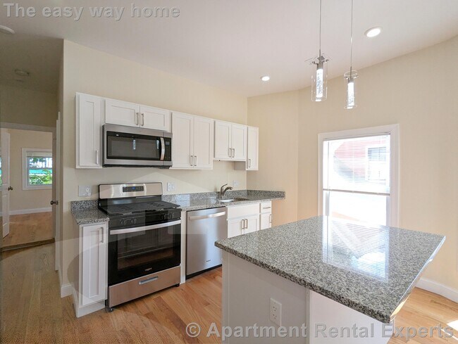 2 Sacramento Pl, Unit 3 in Cambridge, MA - Building Photo - Building Photo