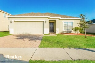 644 Black Eagle Dr in Groveland, FL - Building Photo