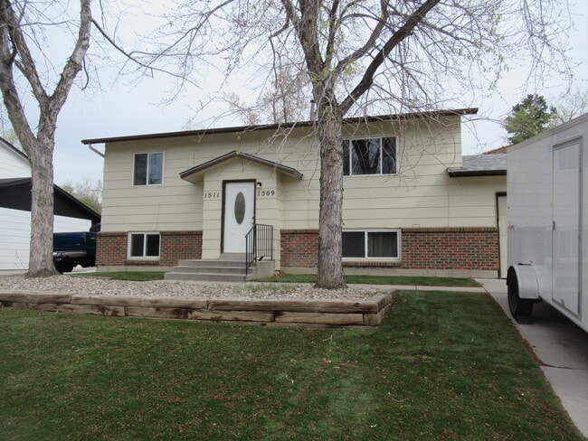 property at 1511 25th St