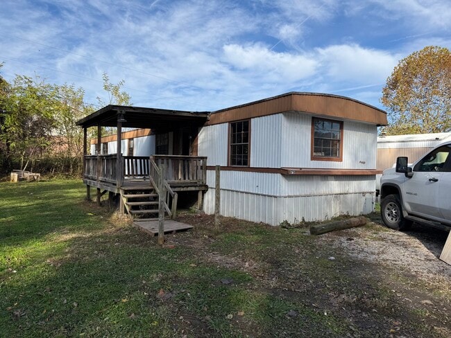 property at 28 Rose St