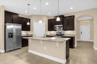 9537 Waterway Passage Dr in Winter Garden, FL - Building Photo - Building Photo