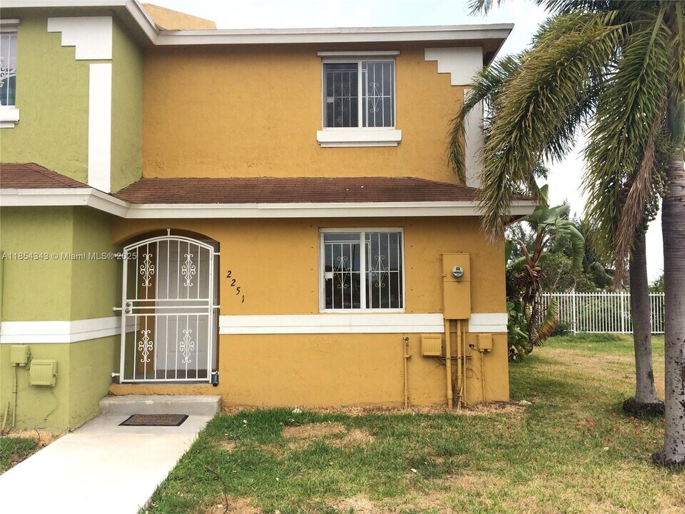 2251 NW 136th Terrace in Opa Locka, FL - Building Photo