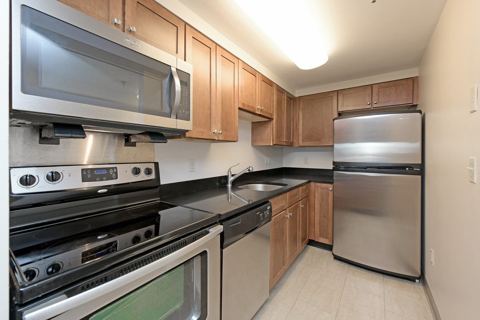 Olympia Towers Apartments and Nearby New Bedford Apartments For Rent