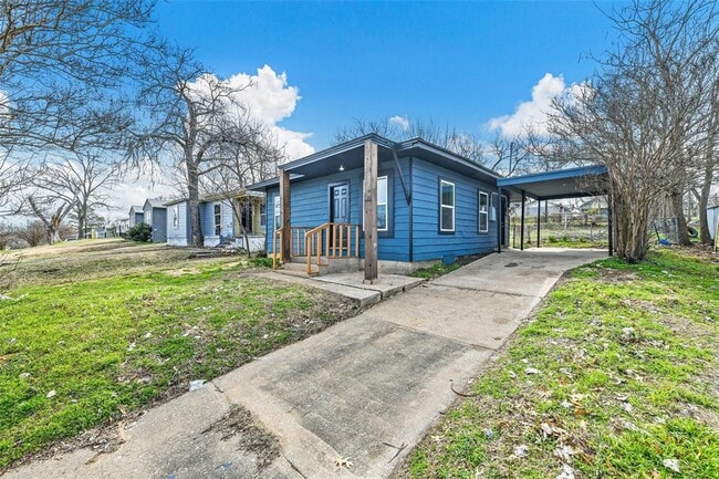 620 E Gandy St in Denison, TX - Building Photo - Building Photo