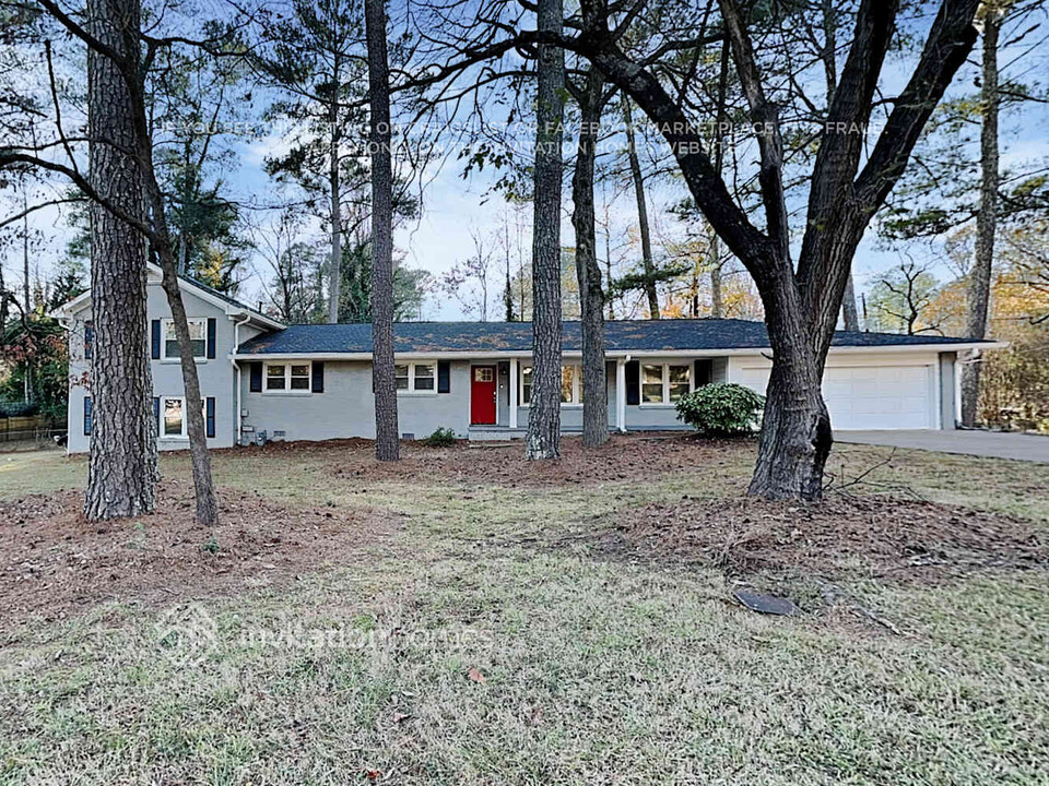 5707 S Fulton Cir NW in Norcross, GA - Building Photo