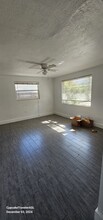 2443 Loma Linda St in Sarasota, FL - Building Photo - Building Photo