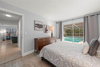 12150 McGregor Blvd in Ft. Myers, FL - Building Photo - Building Photo