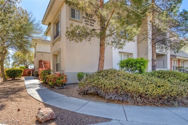 912 Duckhorn Ct in Las Vegas, NV - Building Photo - Building Photo