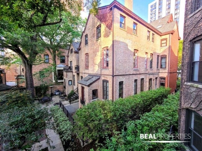 property at 1220 N Dearborn St