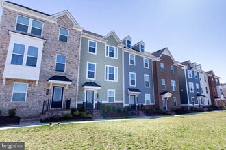 6260 Islington St in Middle River, MD - Building Photo - Building Photo