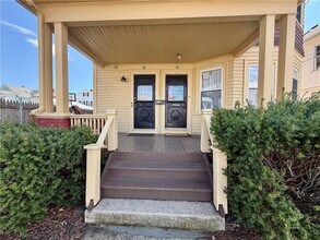 38 Georgia Ave in Providence, RI - Building Photo - Building Photo