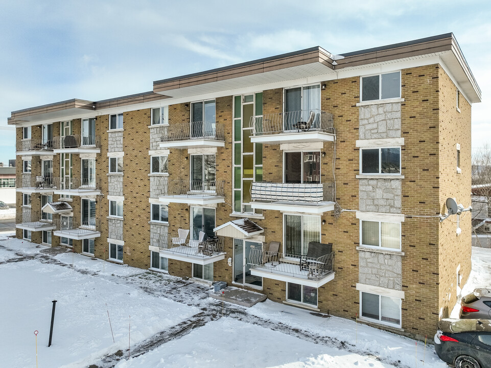 3450-3480 Lea-Roback Rue in Québec, QC - Building Photo